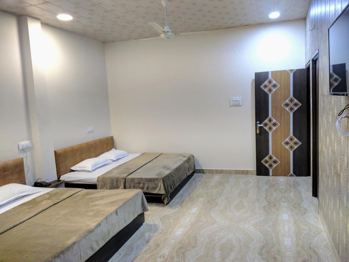 Mye Homestay 1 Near Golden Temple Amritsar Zewnętrze zdjęcie